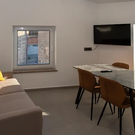 Pr' Uzlejbvih * Podnanos