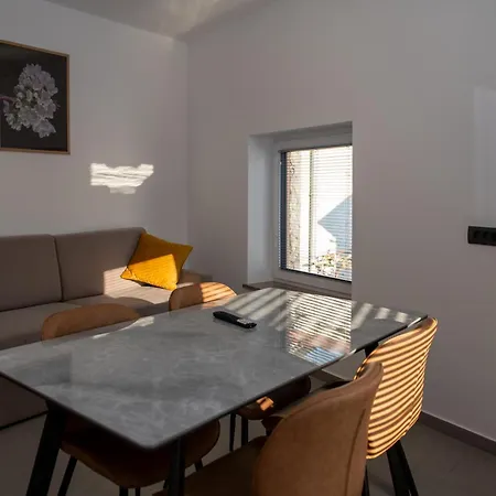 Pr' Uzlejbvih * Podnanos