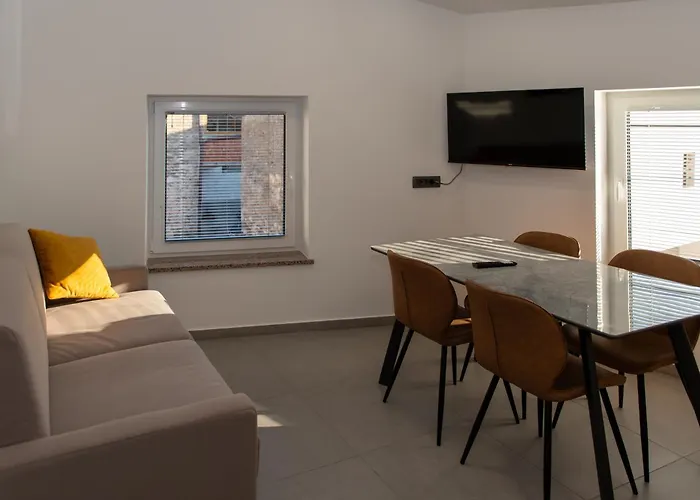 Pr' Uzlejbvih * Podnanos