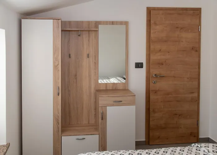 Pr' Uzlejbvih * Podnanos