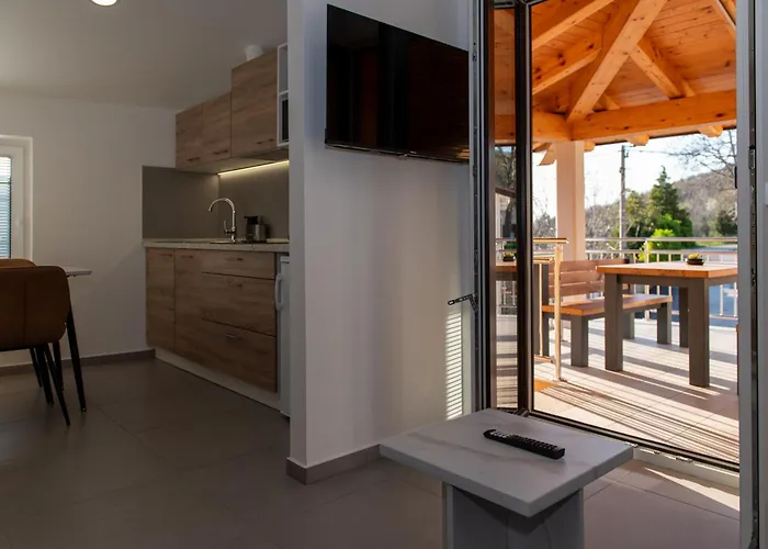 Appartement Pr' Uzlejbvih