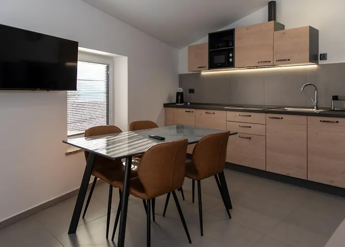 Appartement Pr' Uzlejbvih